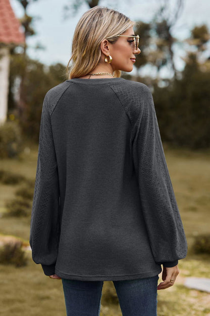 Notched Neck Raglan Sleeve Blouse - Vesteeto