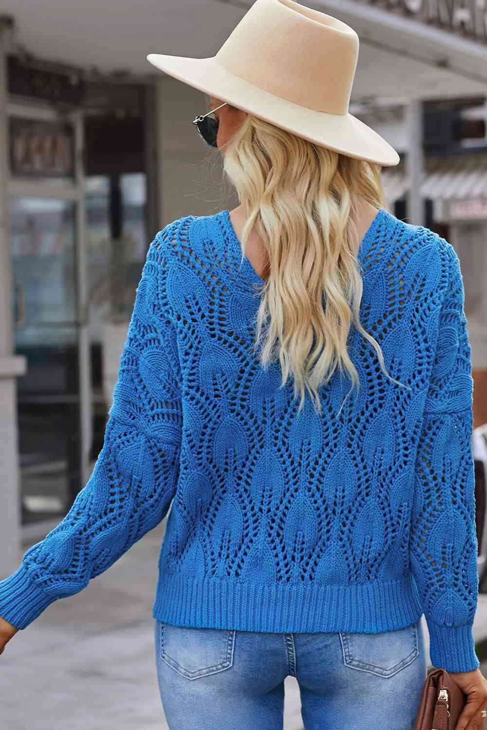 Openwork V-Neck Knit Top - Vesteeto