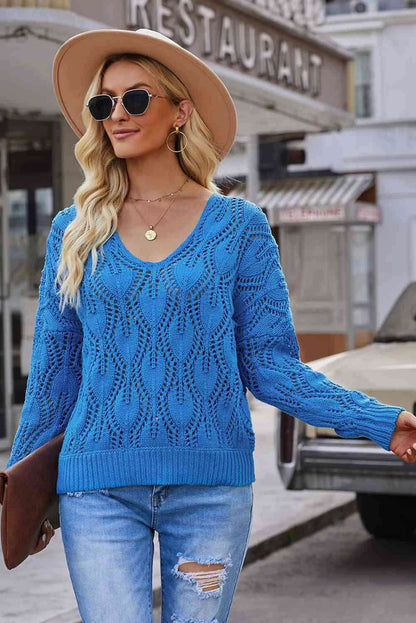 Openwork V-Neck Knit Top - Vesteeto