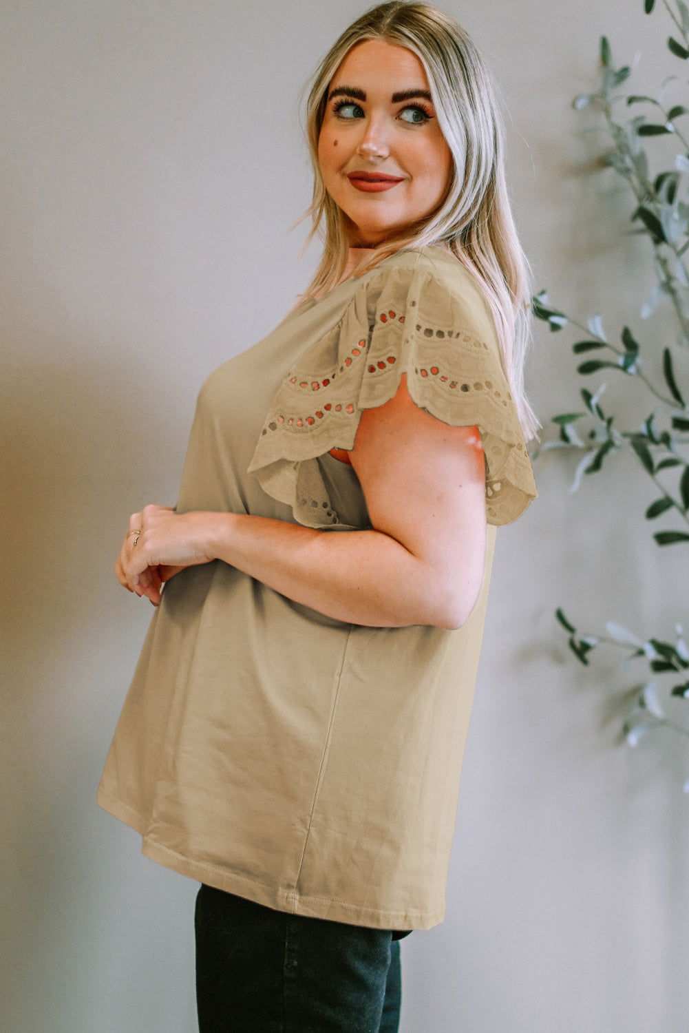 Plus Size Eyelet Round Neck Short Sleeve Blouse - Vesteeto