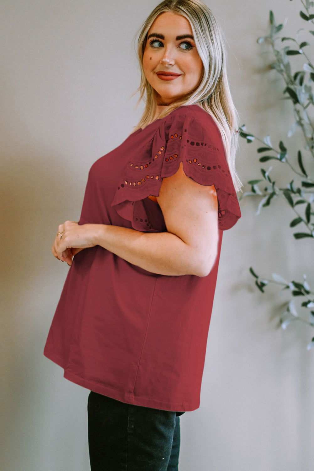 Plus Size Eyelet Round Neck Short Sleeve Blouse - Vesteeto