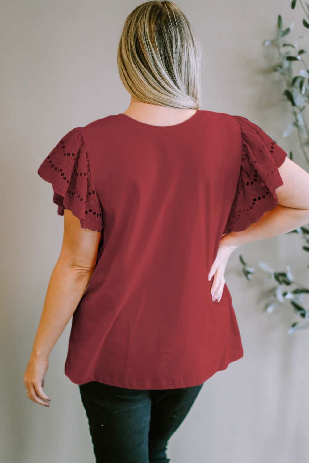 Plus Size Eyelet Round Neck Short Sleeve Blouse - Vesteeto