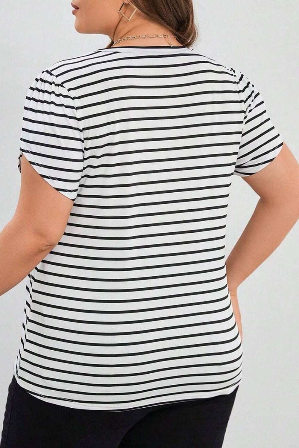 Plus Size Striped V Neck Short Sleeve T-Shirt