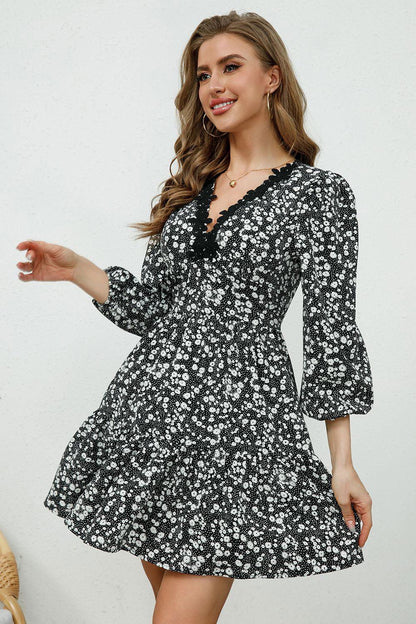 Printed Plunge Neck Flounce Sleeve Mini Dress - Vesteeto