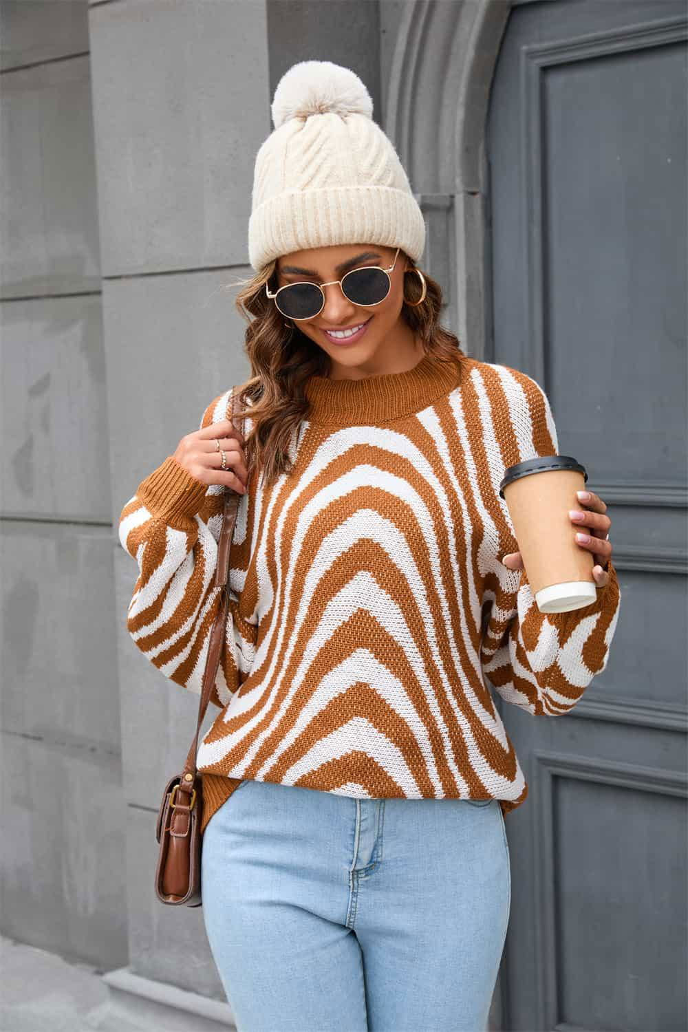 Printed Round Neck Long Sleeve Pullover Sweater - Vesteeto