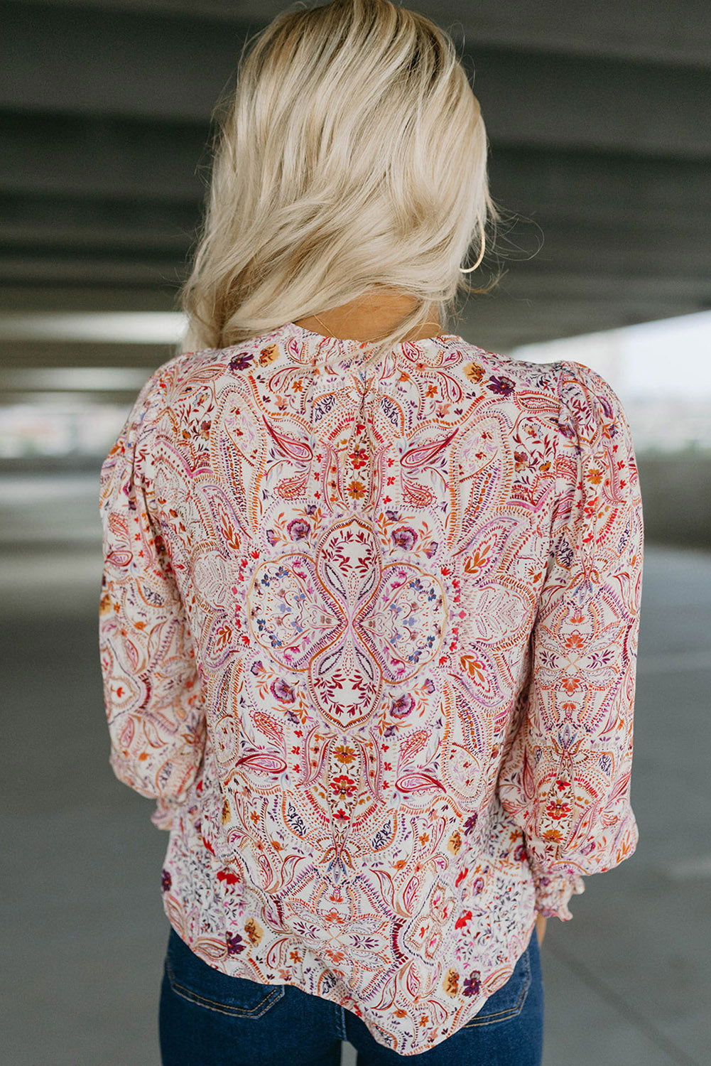 Red Boho Paisley Print Shirred Cuffs Blouse - Vesteeto