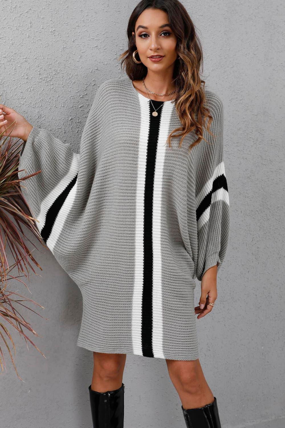 Ribbed Round Neck Long Sleeve Sweater Dress - Vesteeto