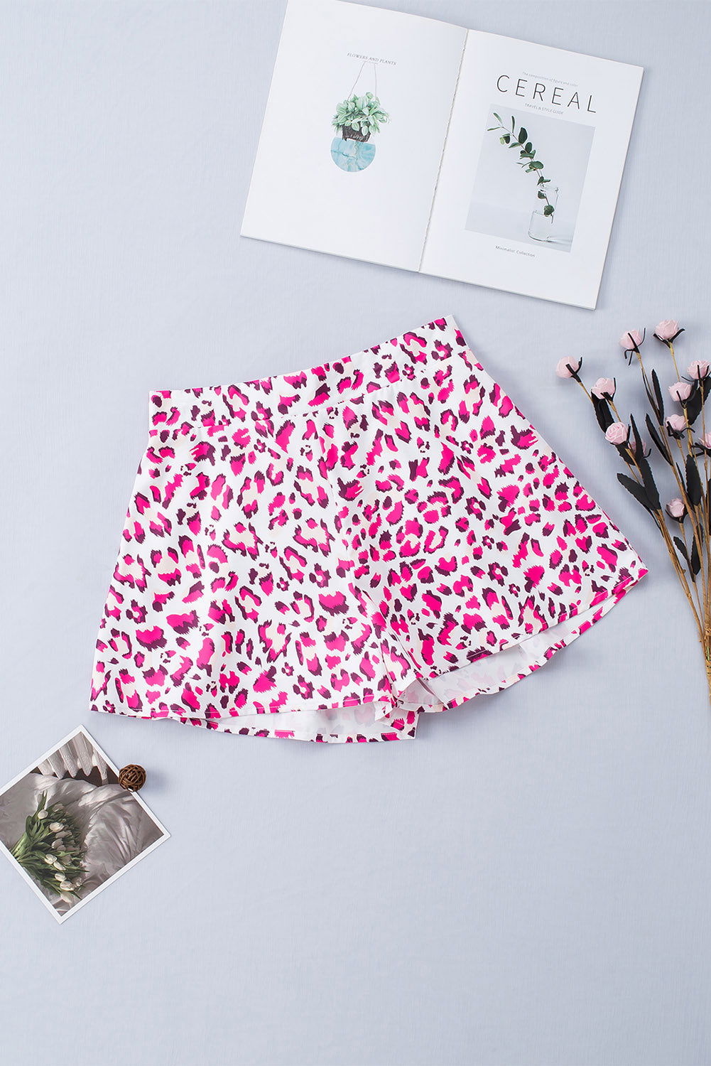 Rose Casual Leopard Print Flutter Flared Shorts - Vesteeto