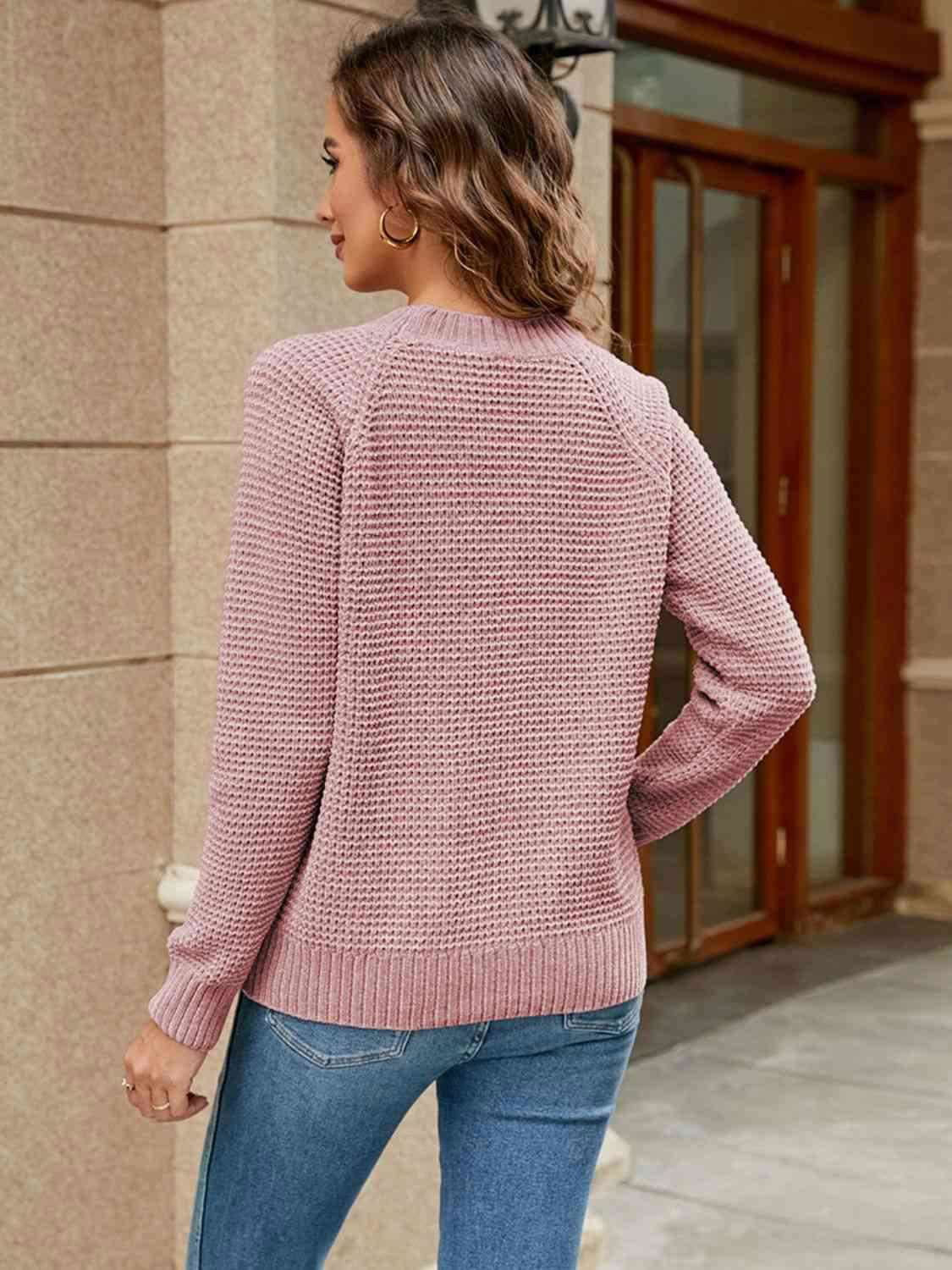 Round Neck Raglan Sleeve Sweater - Vesteeto