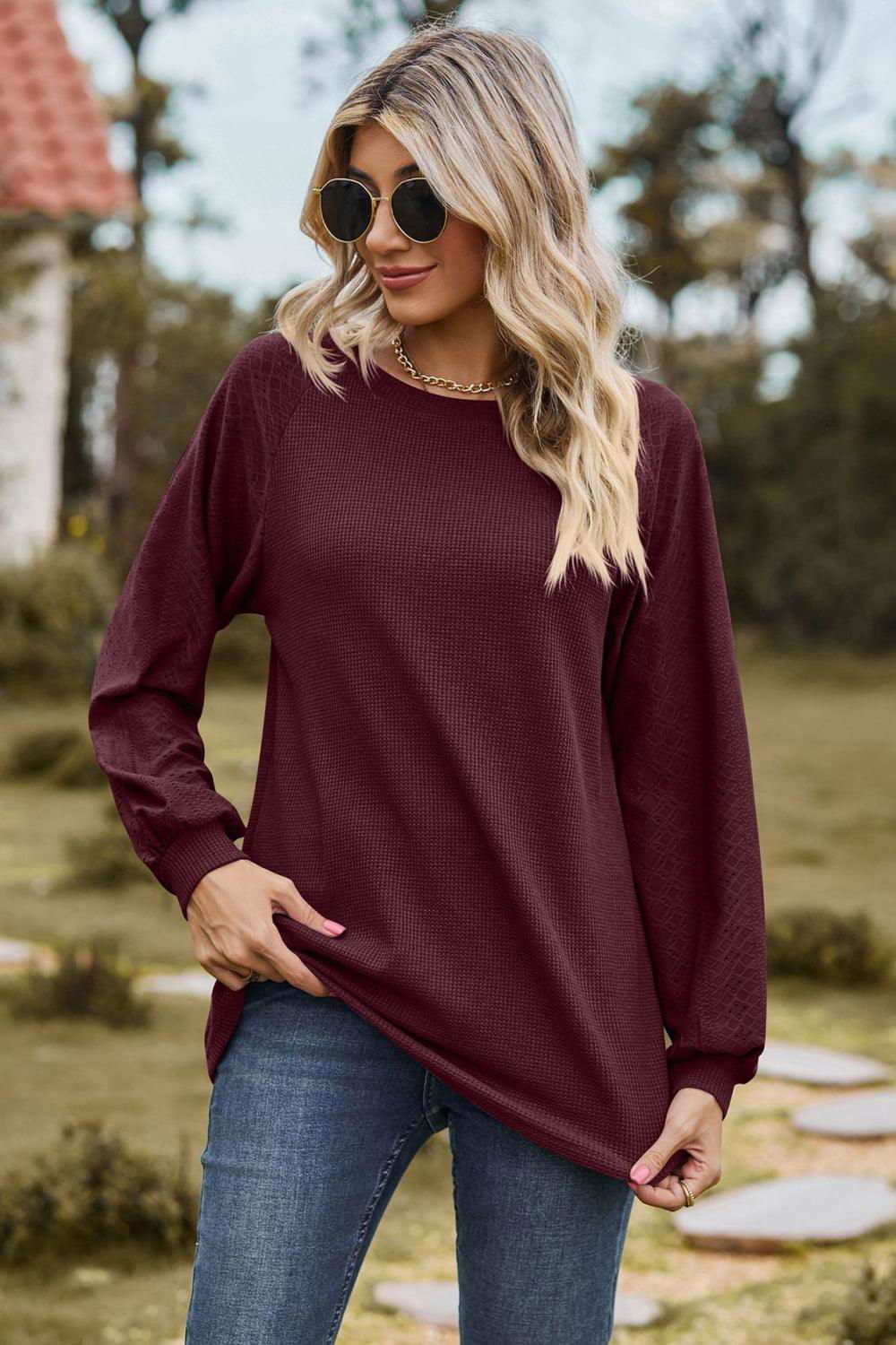 Round Neck Raglan Sleeve Sweatshirt - Vesteeto