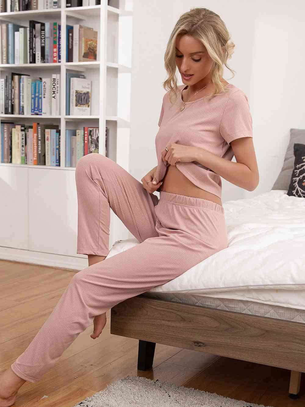 Round Neck Short Sleeve Top and Pants Lounge Set - Vesteeto