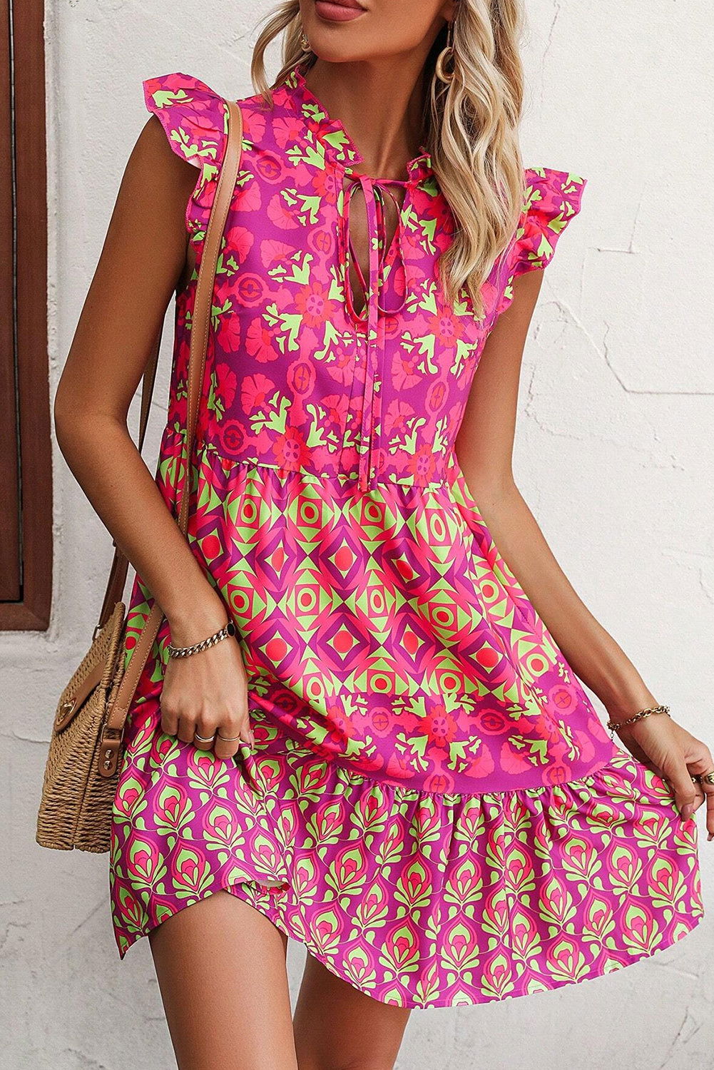 Sachet Pink Floral Print Ruffle Sleeveless Tie Neck Short Dress - Vesteeto