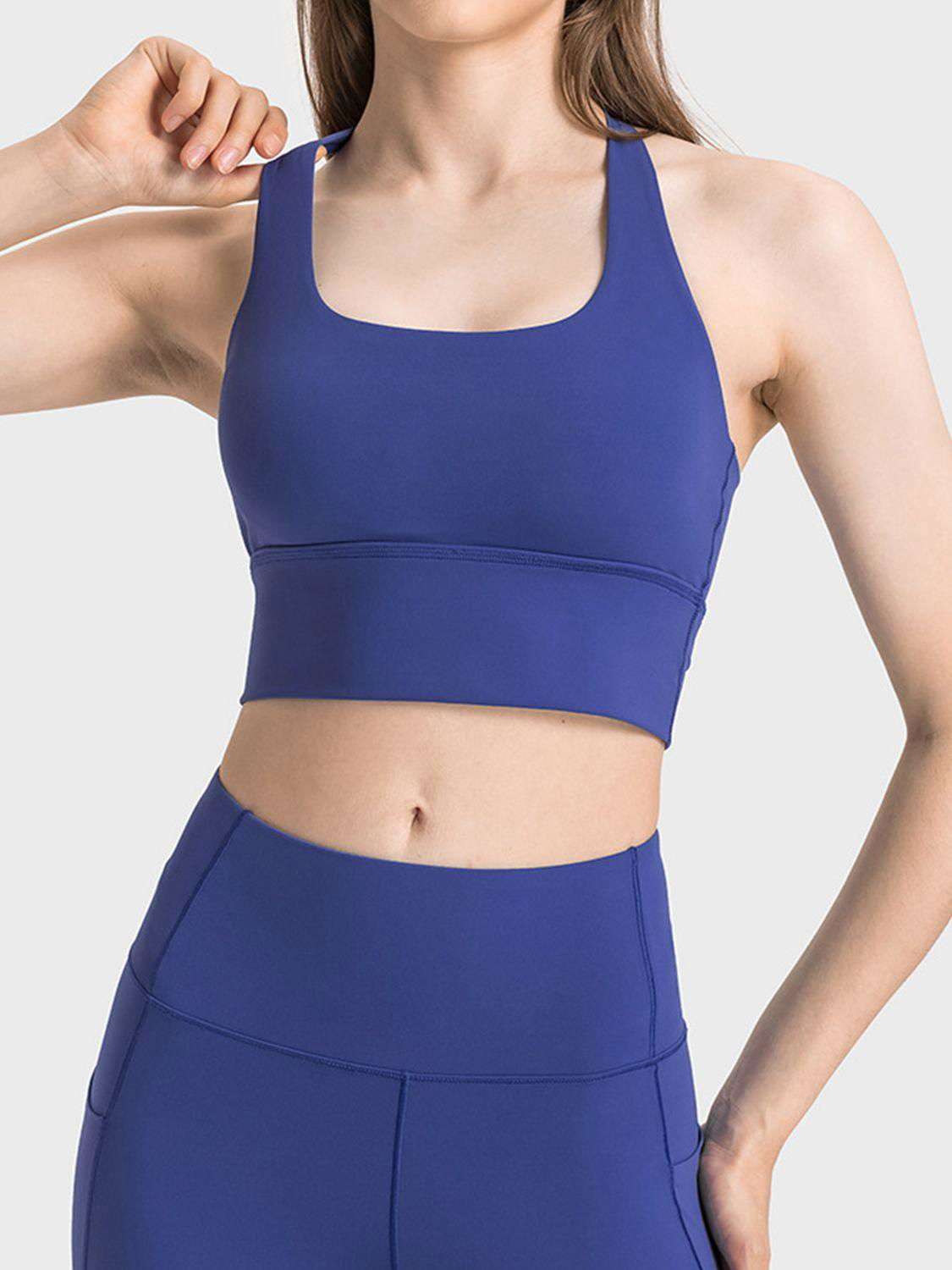 Scoop Neck Crisscross Straps Sports Bra - Vesteeto