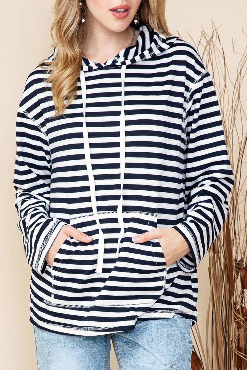 Stripe Print Kangaroo Pocket Drawstring Hoodie 