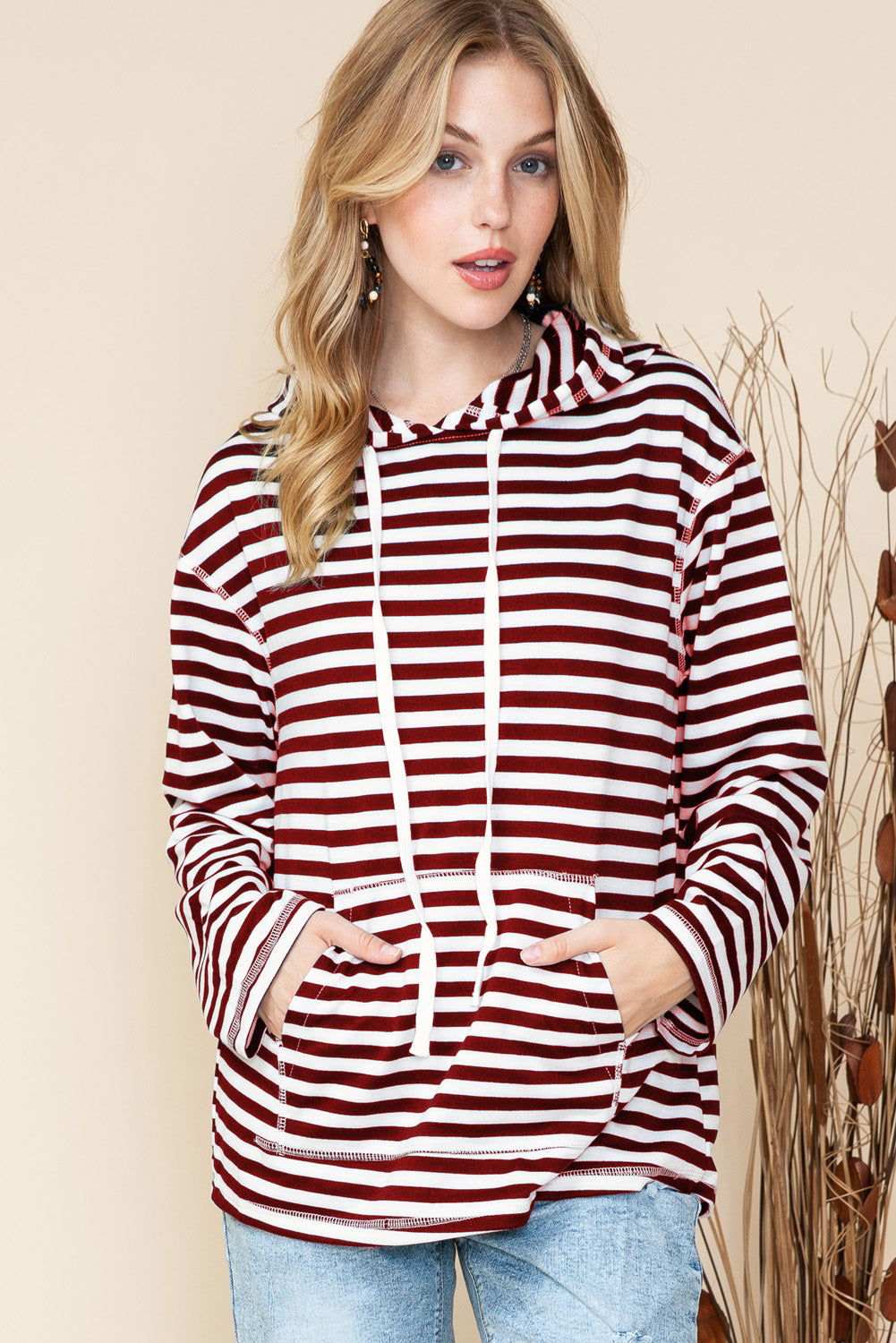 Stripe Print Kangaroo Pocket Drawstring Hoodie 