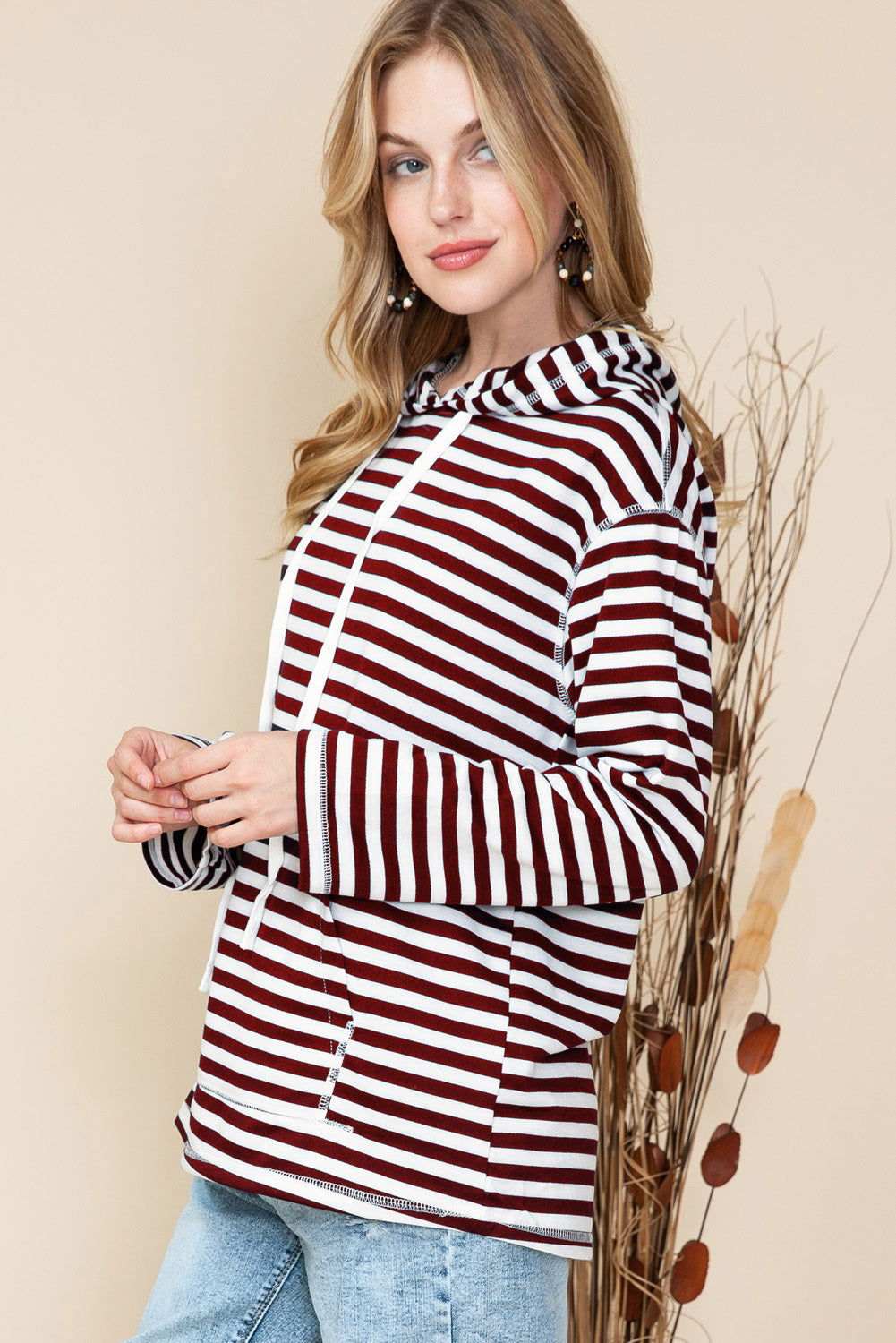 Stripe Print Kangaroo Pocket Drawstring Hoodie 