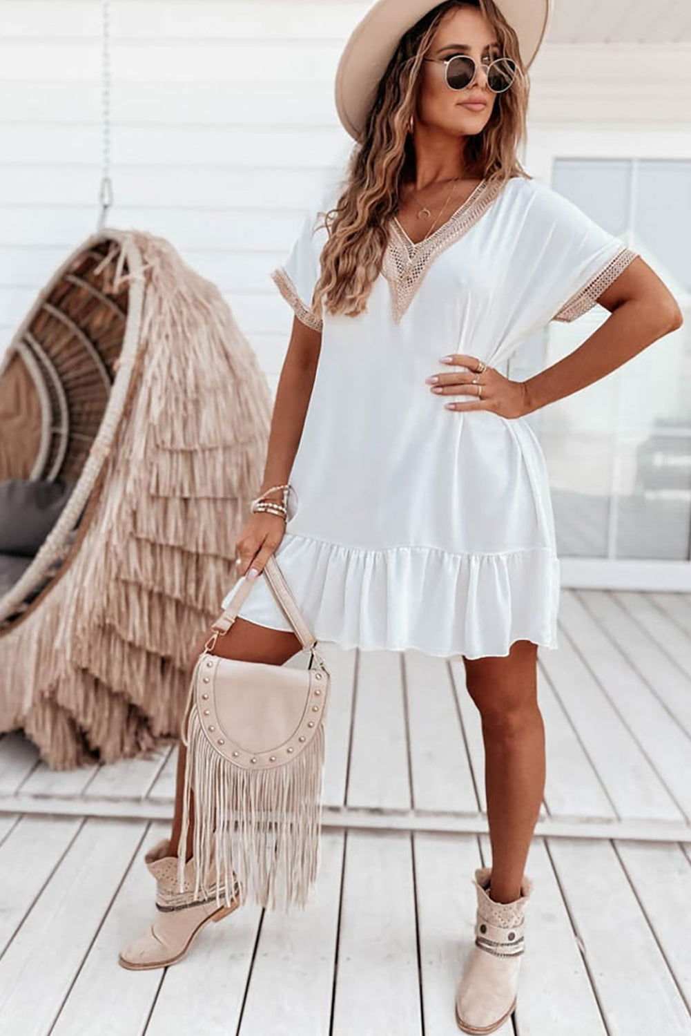 White Lace Trim Contrast Short Sleeve Ruffled Mini Dress 