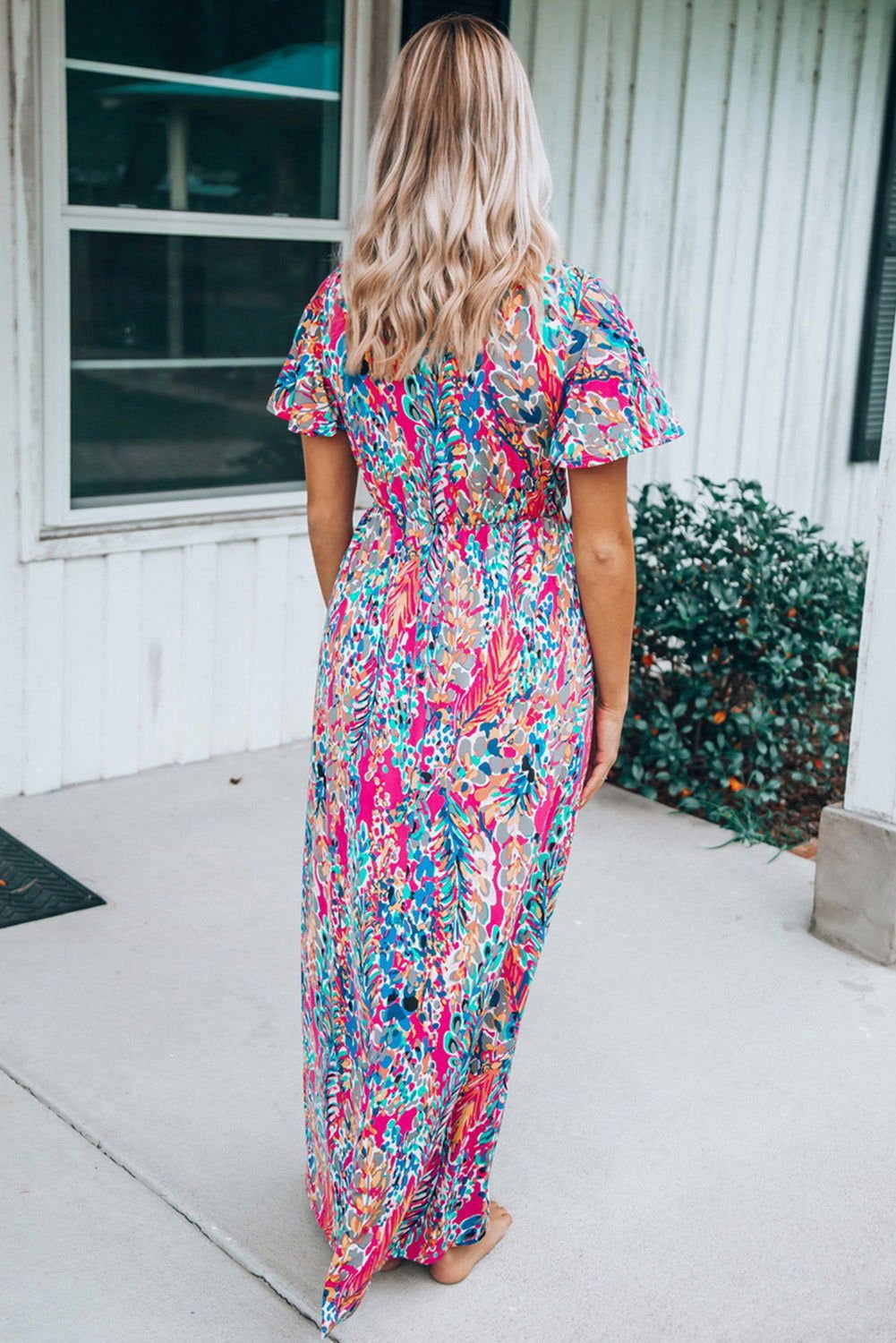 Abstract Botanic Print Wrap V Neck Short Sleeve Maxi Dress - Vesteeto