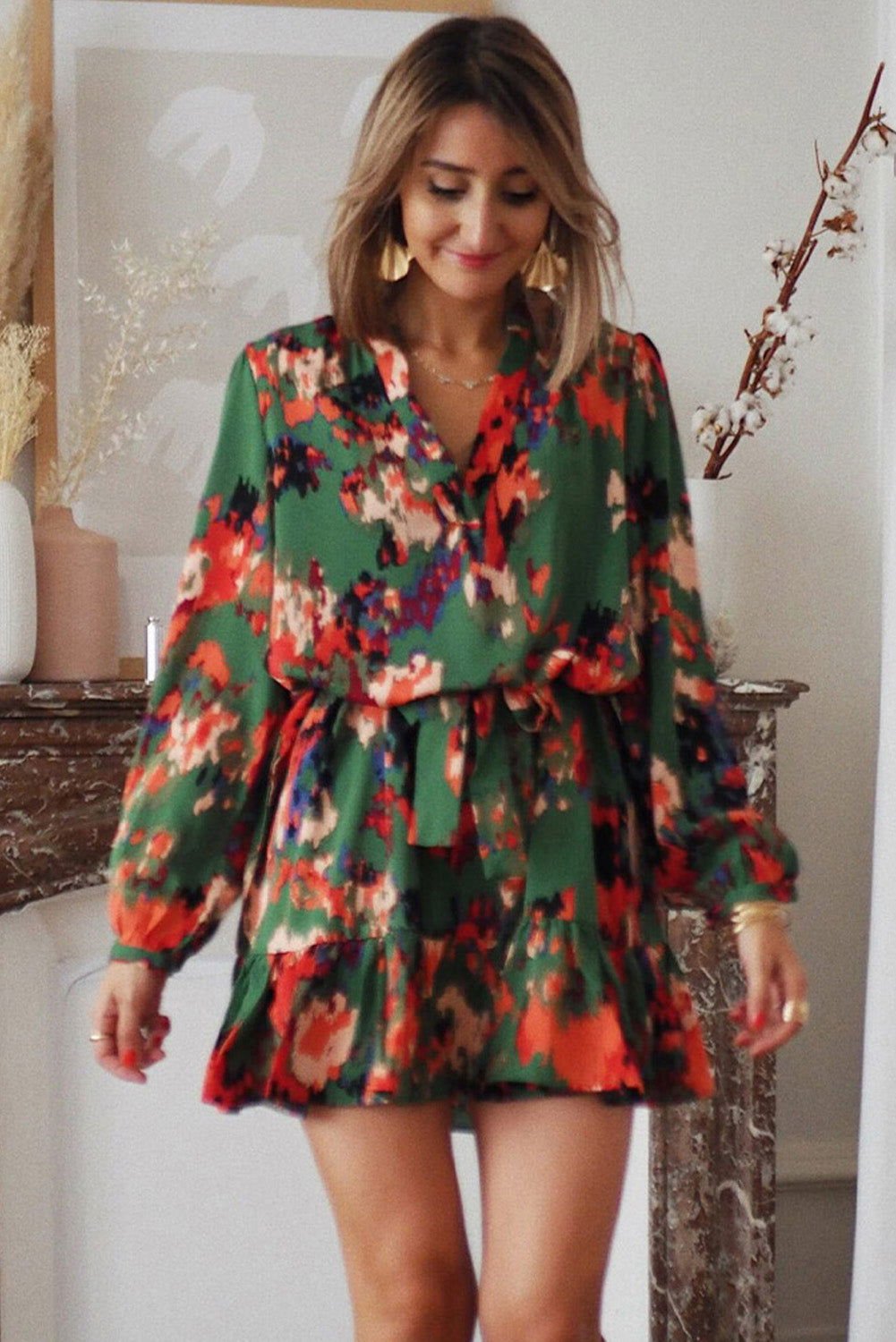 Abstract Print Waist Belted Flounce Hem Split V Neck Long Sleeve Dress - Vesteeto