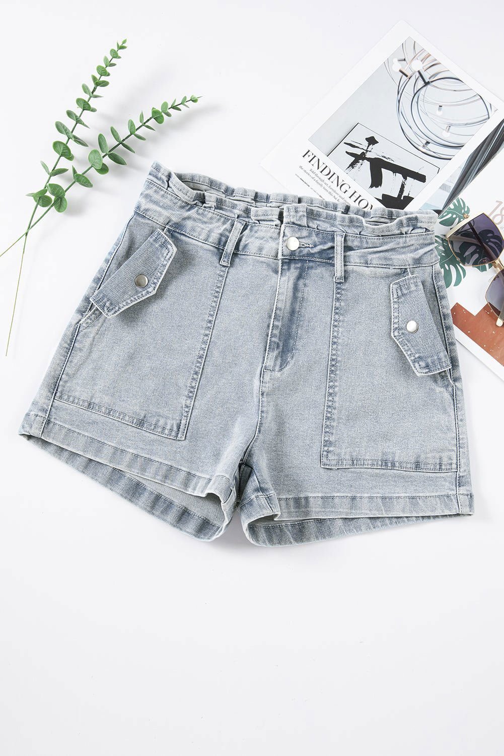 Beau Blue Ruffled High Waist Flap Pockets Denim Shorts - Vesteeto