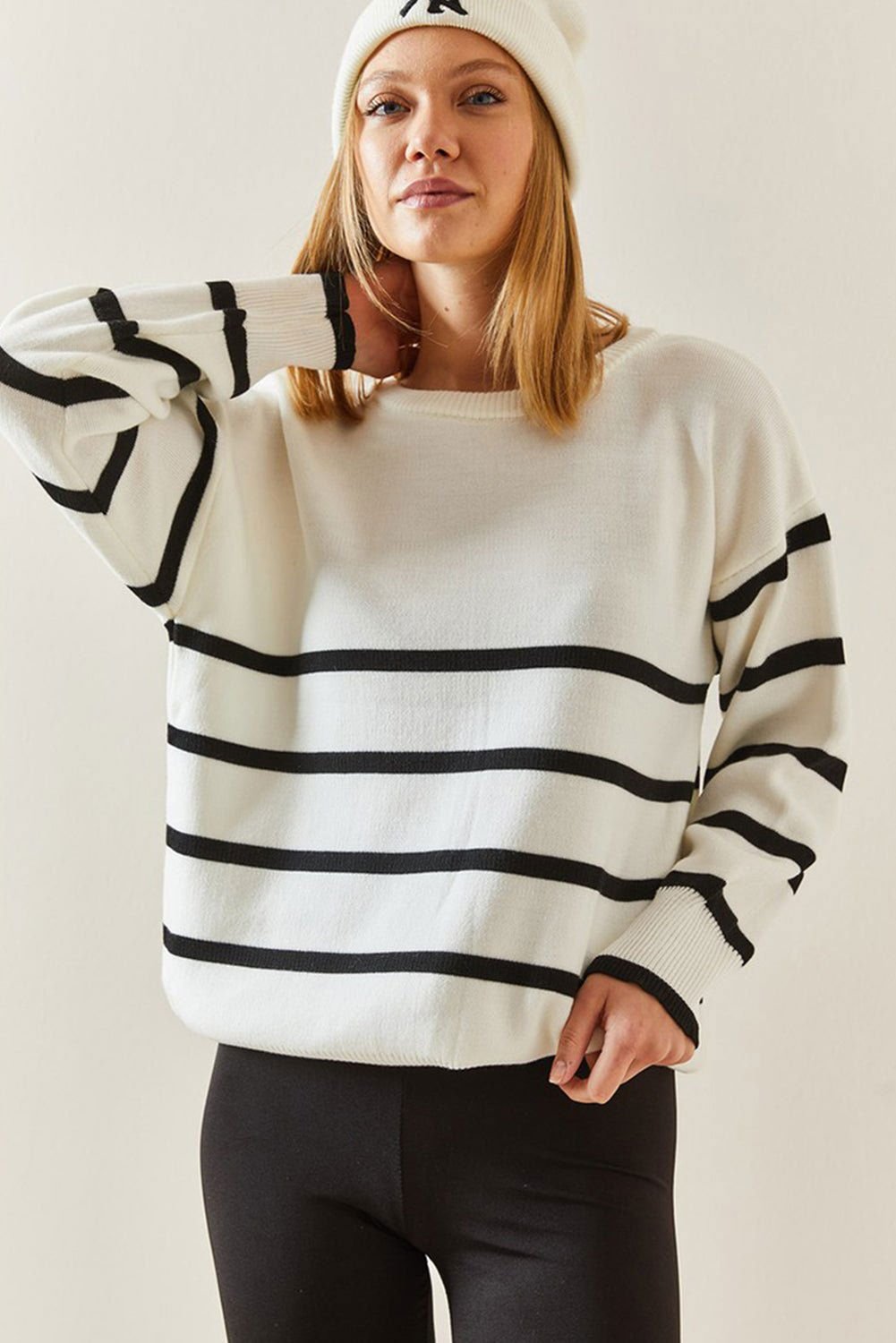 Beige Stripe Crew Neck Drop Sleeve Sweater - Vesteeto