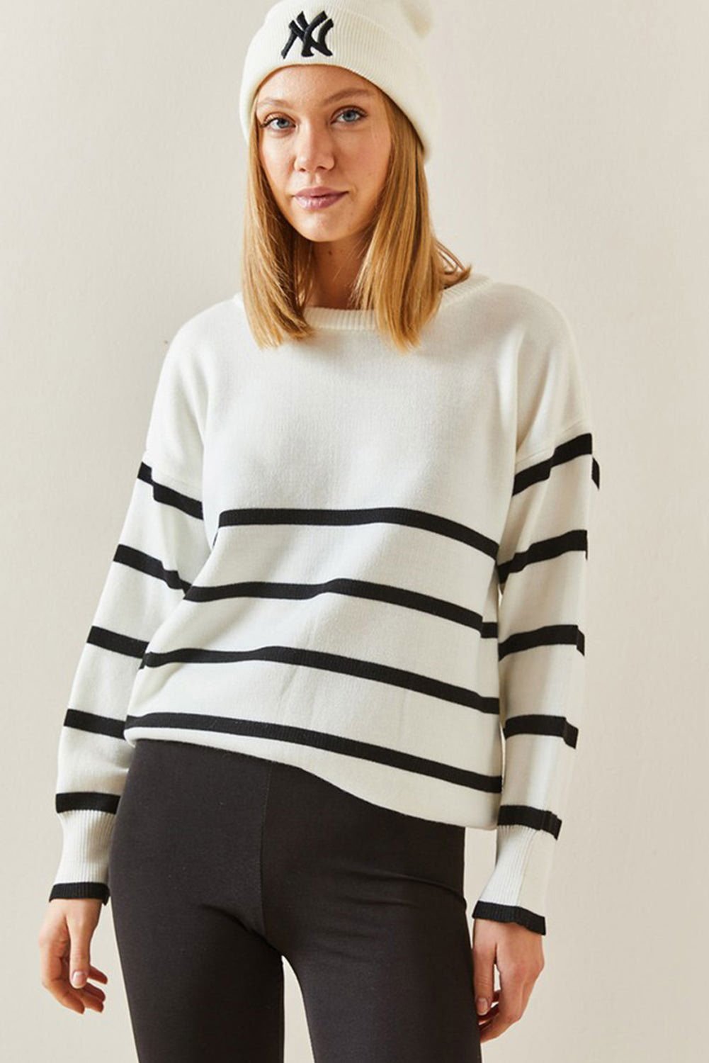 Beige Stripe Crew Neck Drop Sleeve Sweater - Vesteeto