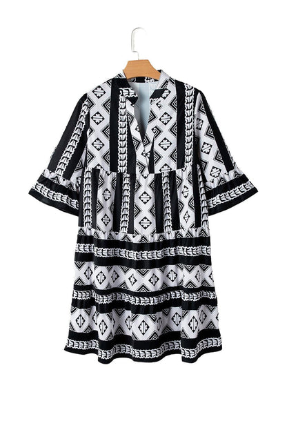 Black Abstract Print Bell Sleeve V Neck Boho Dress - Vesteeto