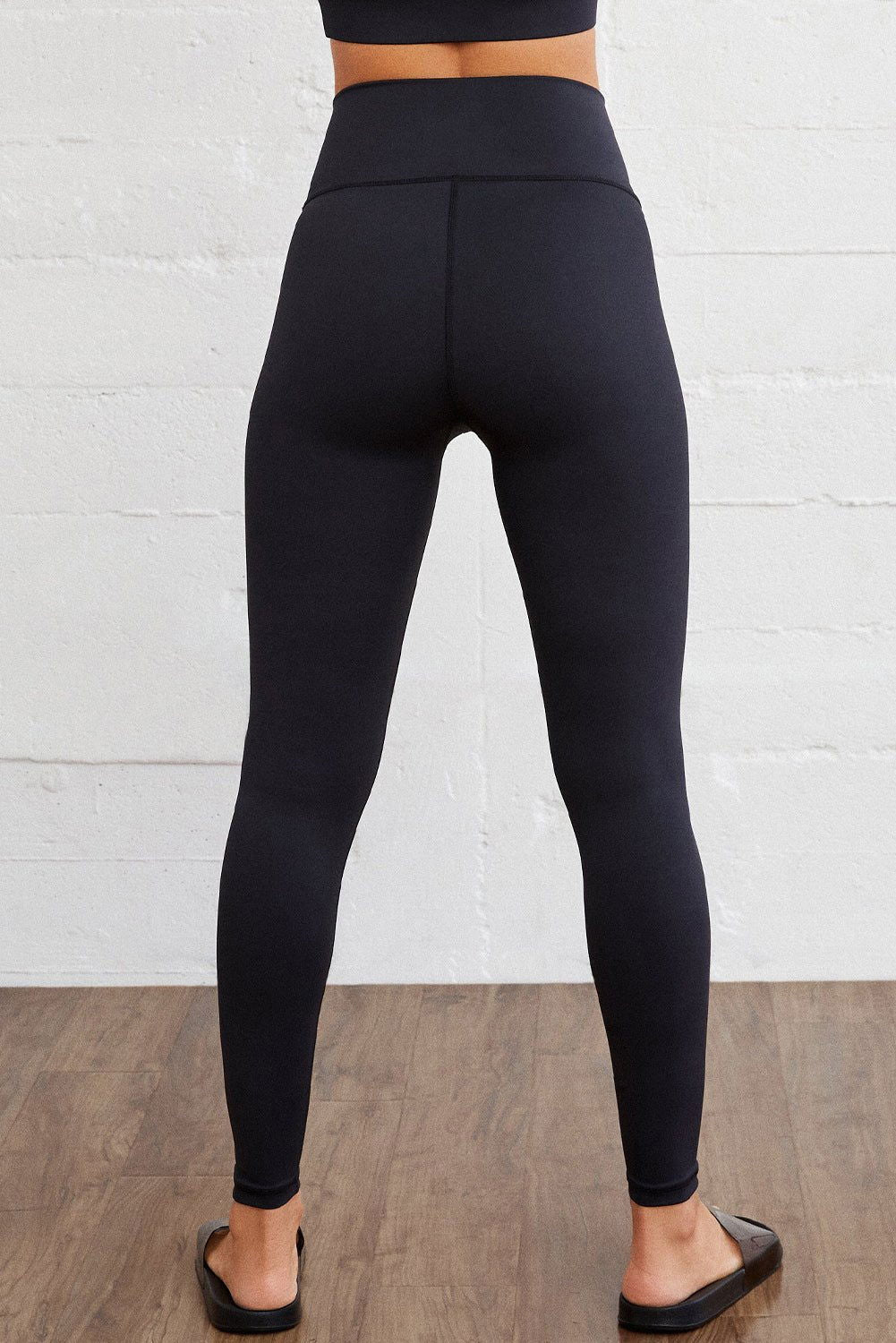 Black Arched Waist Seamless Active Leggings - Vesteeto