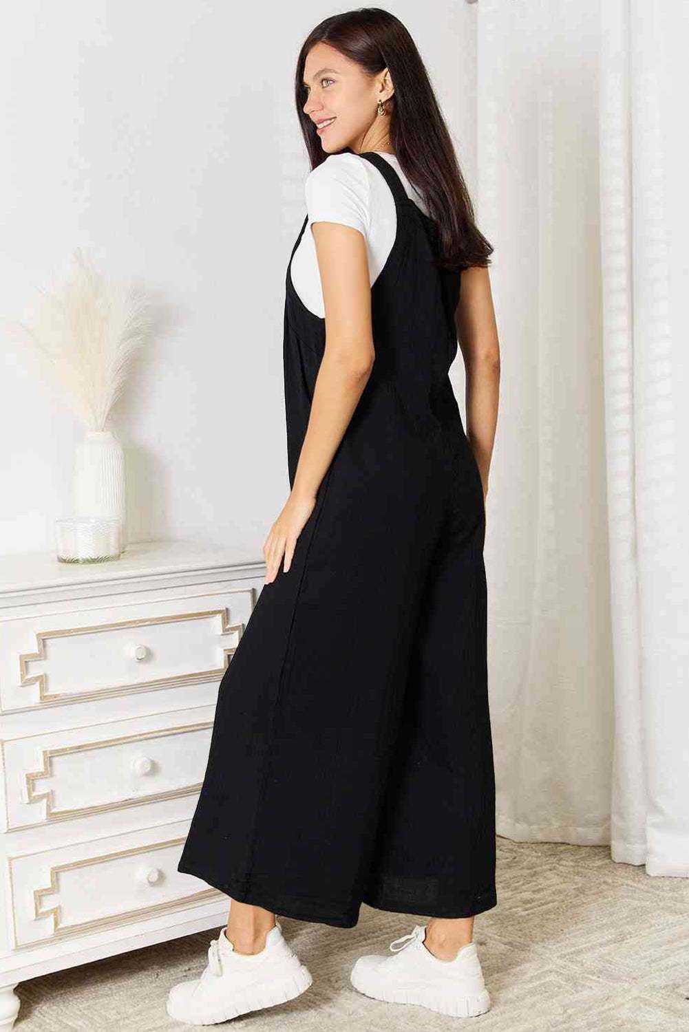 Black Buttoned Straps Crinkle Wide Leg Pocketed Overalls - Vesteeto