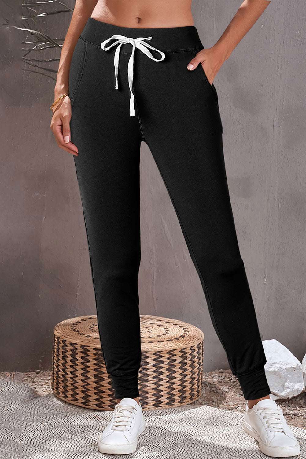 Black Casual Drawstring Drop Waist Pocketed Joggers - Vesteeto