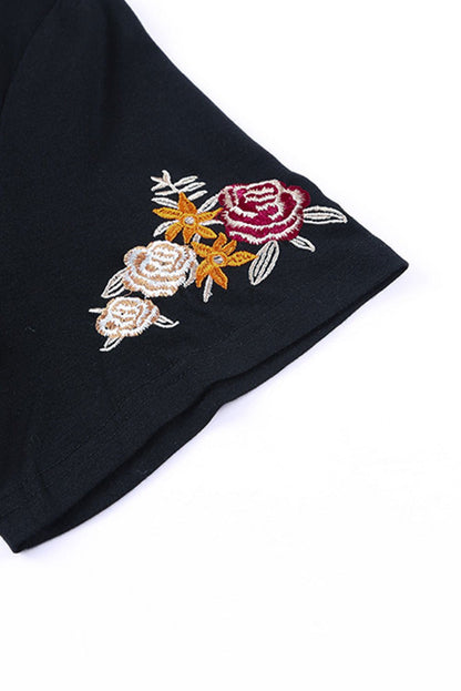 Black Casual Floral Embroidered Round Neck T Shirt - Vesteeto