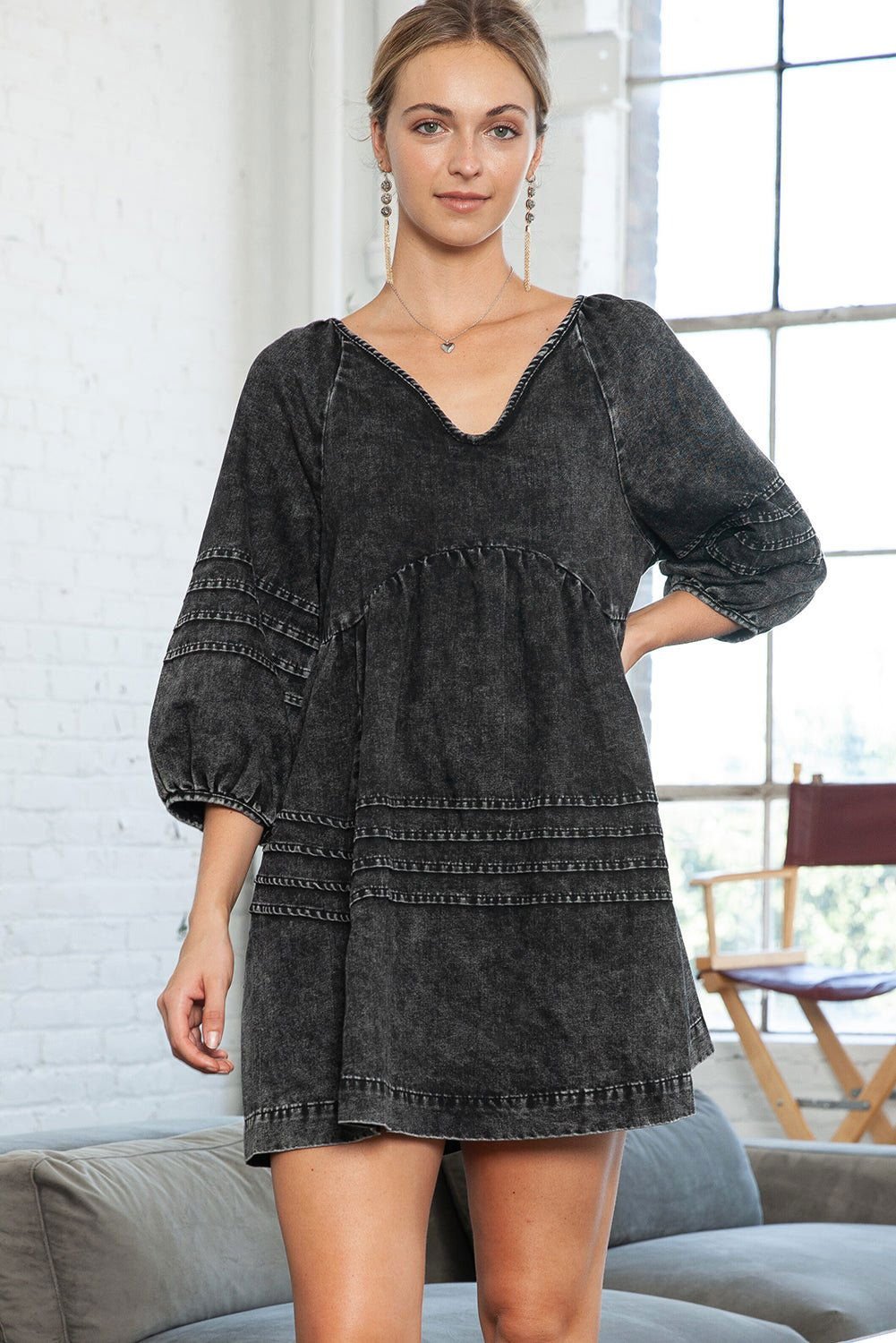 Black Dark Wash Empire Waist V Neck Denim Dress - Vesteeto