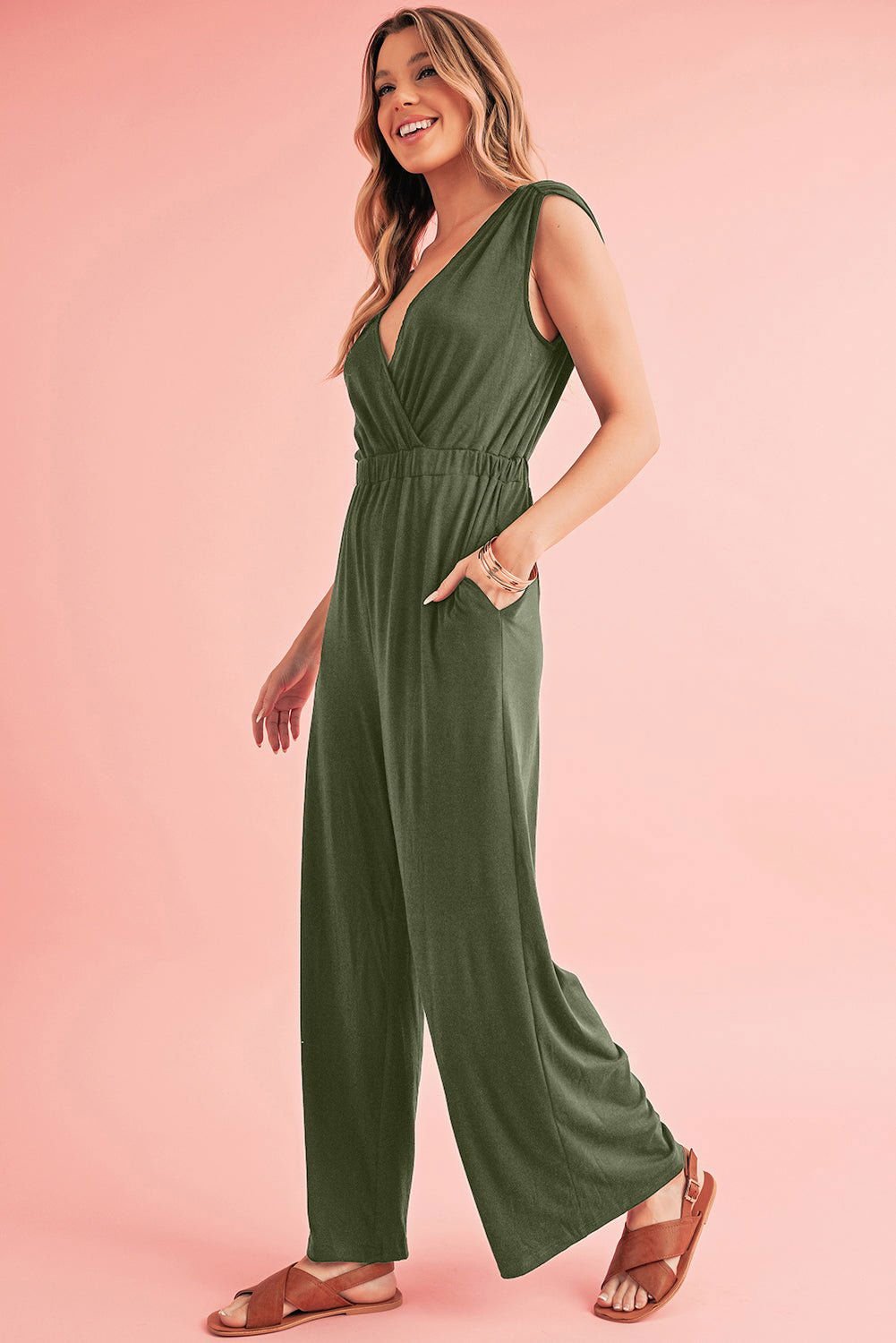 Black Deep V Pocketed Pleated Wide Leg Jumpsuit - Stylish Comfort - Vesteeto