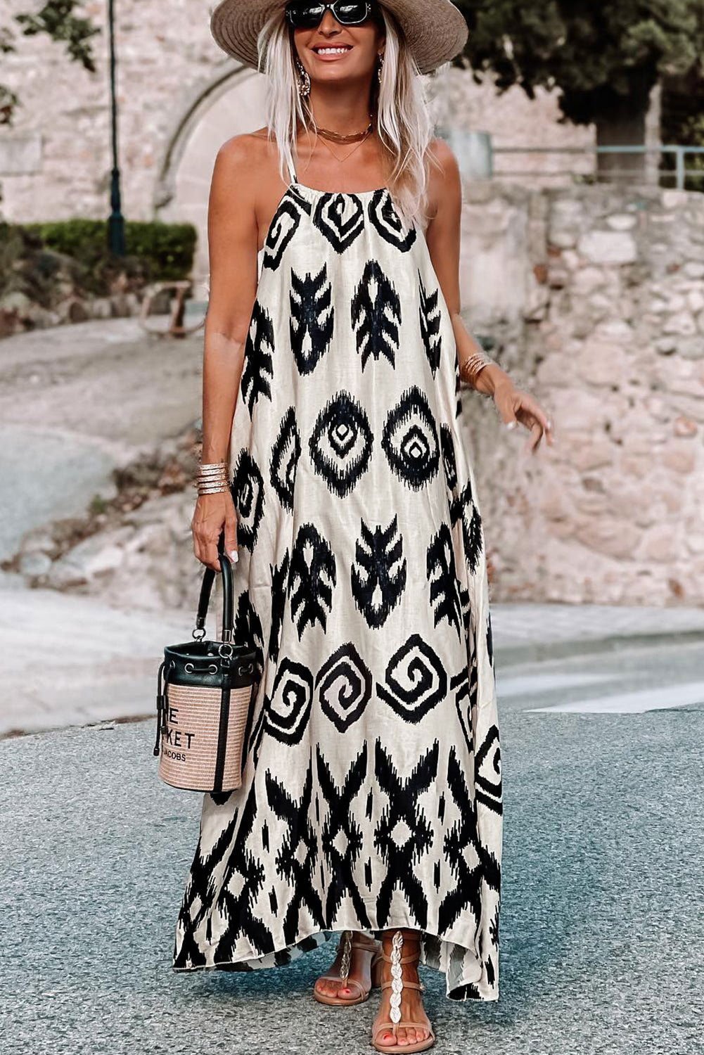 Black Geometric Printed Spaghetti Strap Vacation Sundress - Vesteeto