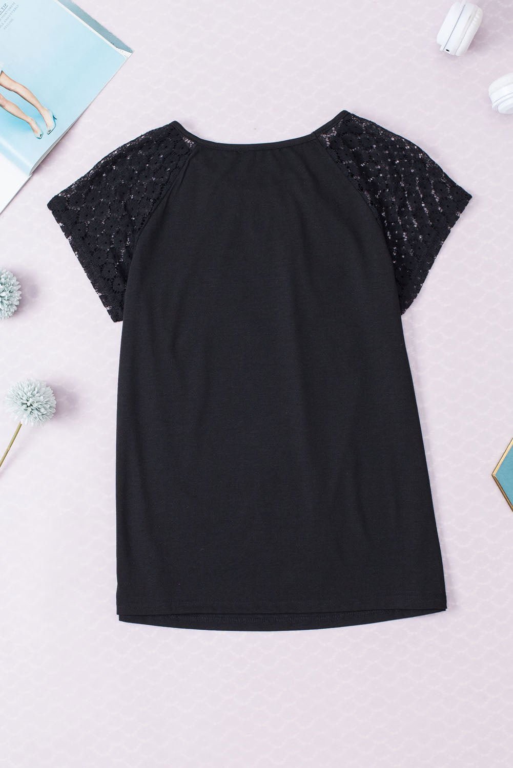 Black Lace Sleeve Keyhole Smocked Detail Blouse - Vesteeto