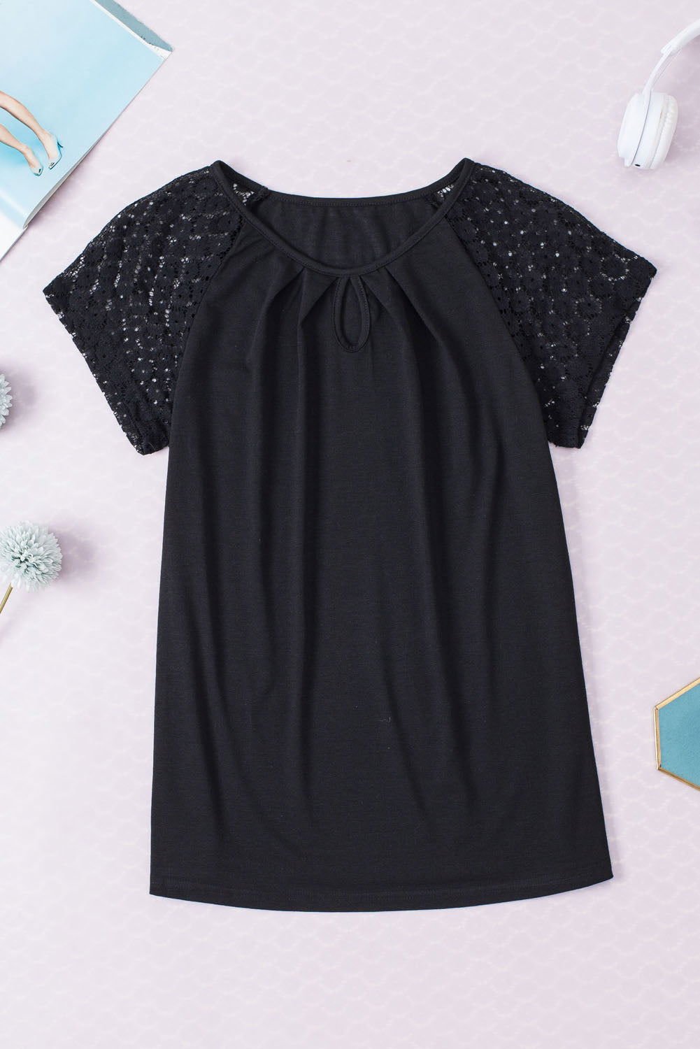 Black Lace Sleeve Keyhole Smocked Detail Blouse - Vesteeto