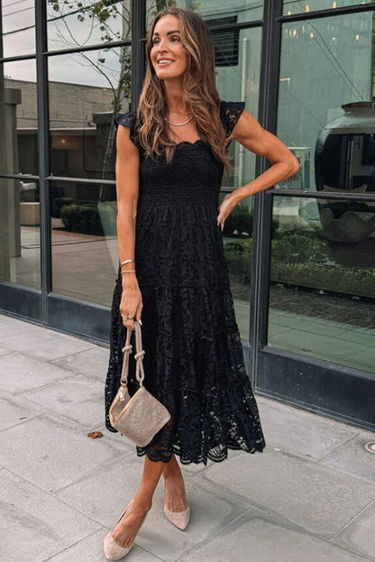 Black Lace Smocked Bodice Sleeveless Midi Dress - Vesteeto