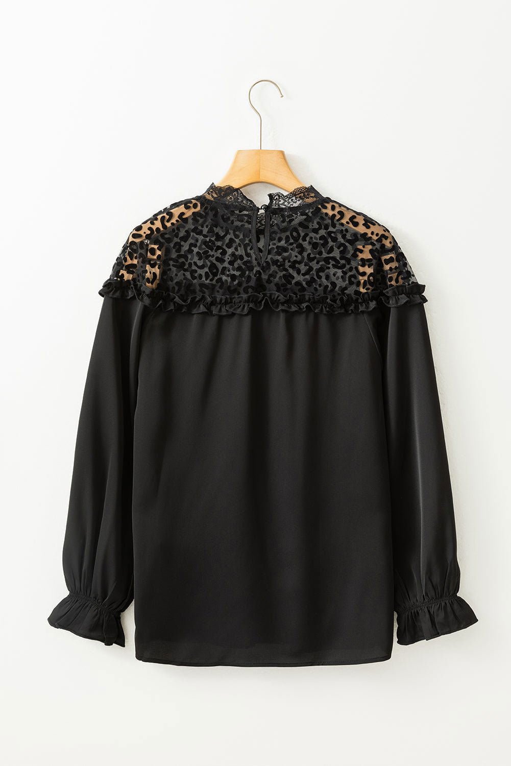 Black Leopard Sheer Splicing Lace Neck Ruffle Blouse - Vesteeto