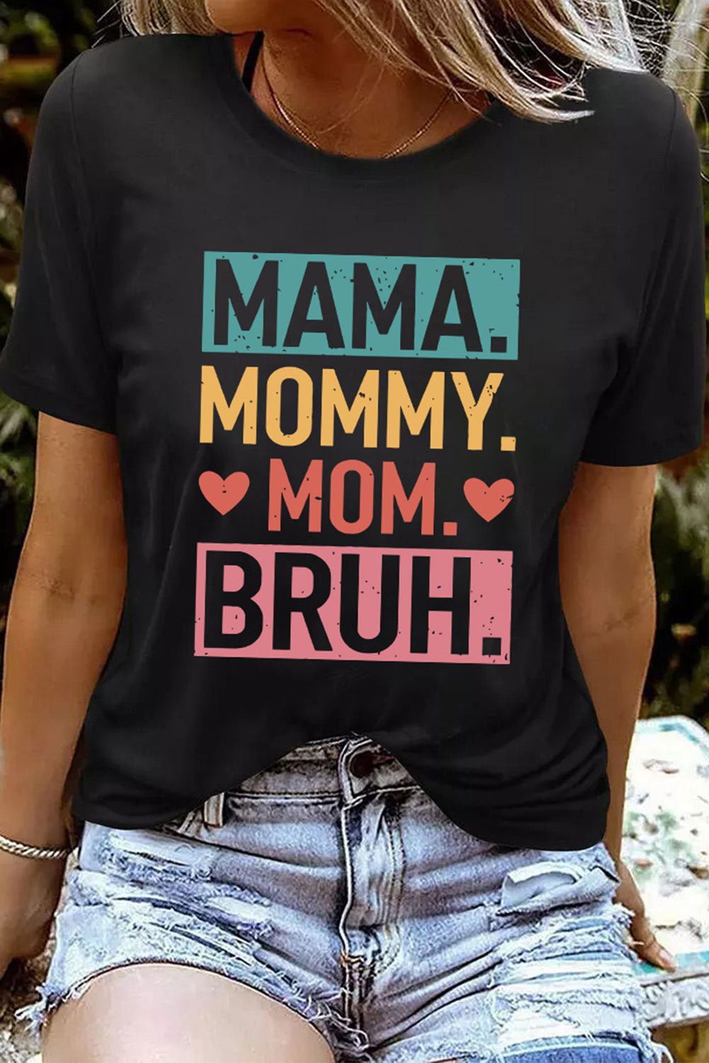 Black MAMA MOMMY MOM BRUH Letter Graphic Tee - Vesteeto