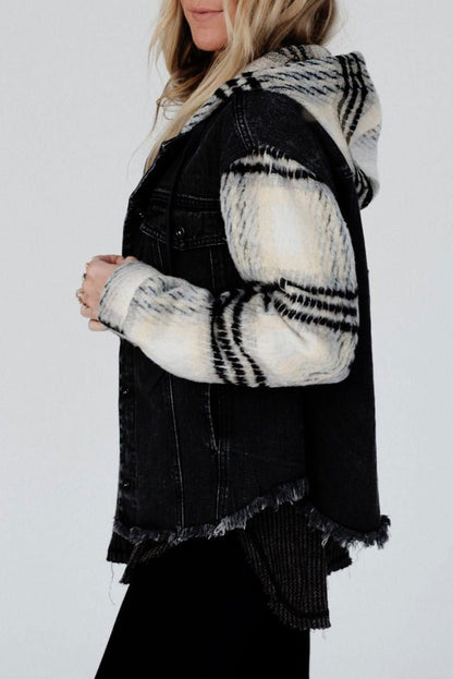 Black Patchwork Plaid Sleeve Frayed Hem Hooded Denim Jacket - Vesteeto