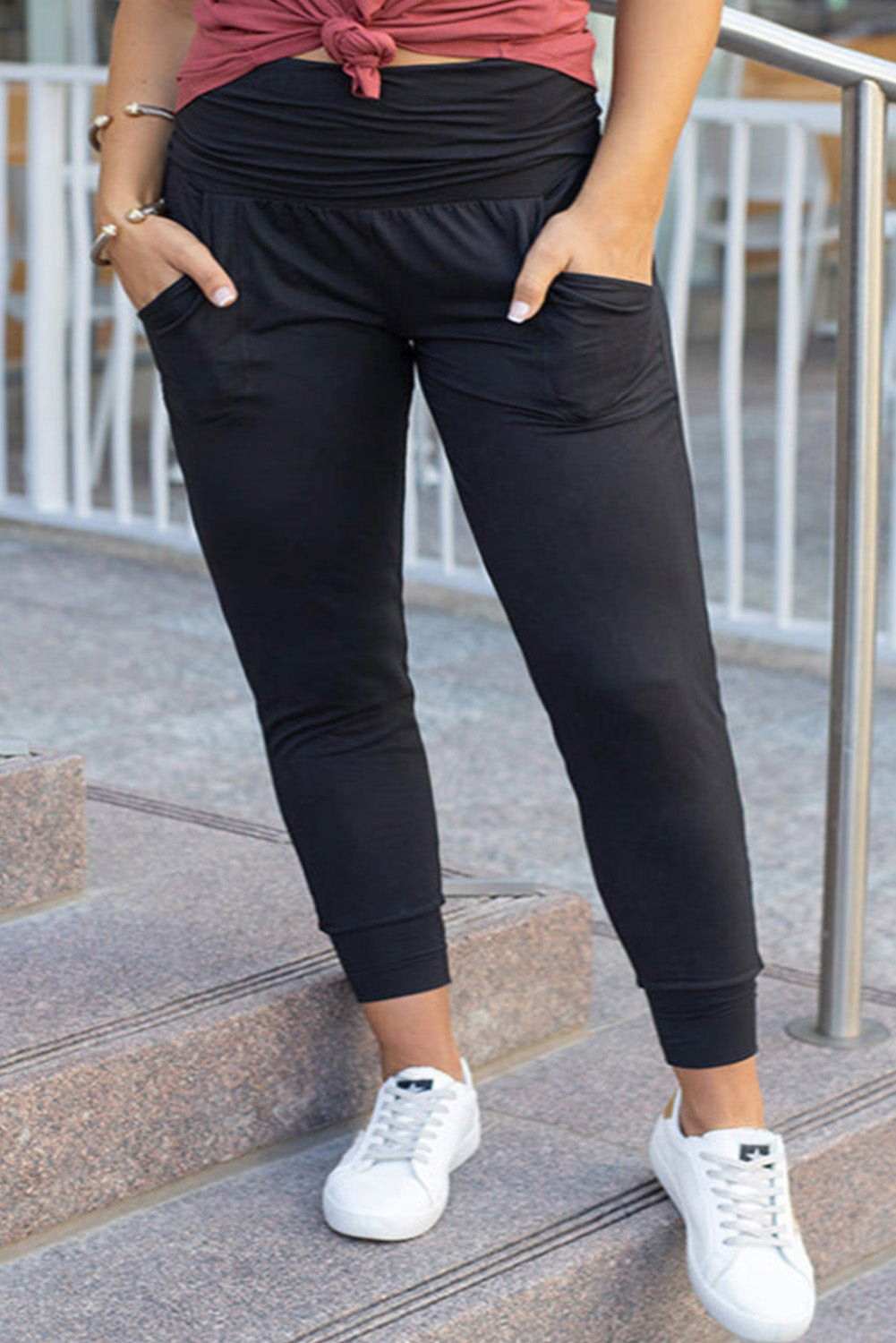 Black Plus Size High Waist Pocketed Skinny Pants - Stylish Fit - Vesteeto