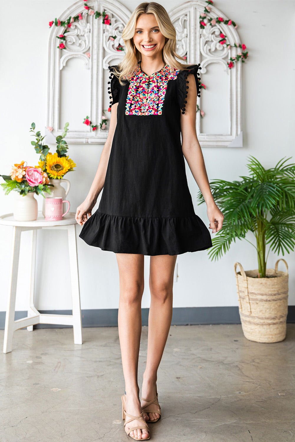 Black Pom Pom A Line Ruffled Sleeveless Short Dress - Chic Style - Vesteeto