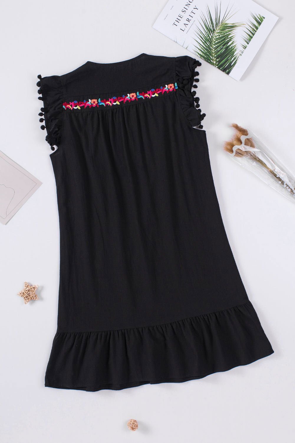 Black Pom Pom A Line Ruffled Sleeveless Short Dress - Chic Style - Vesteeto