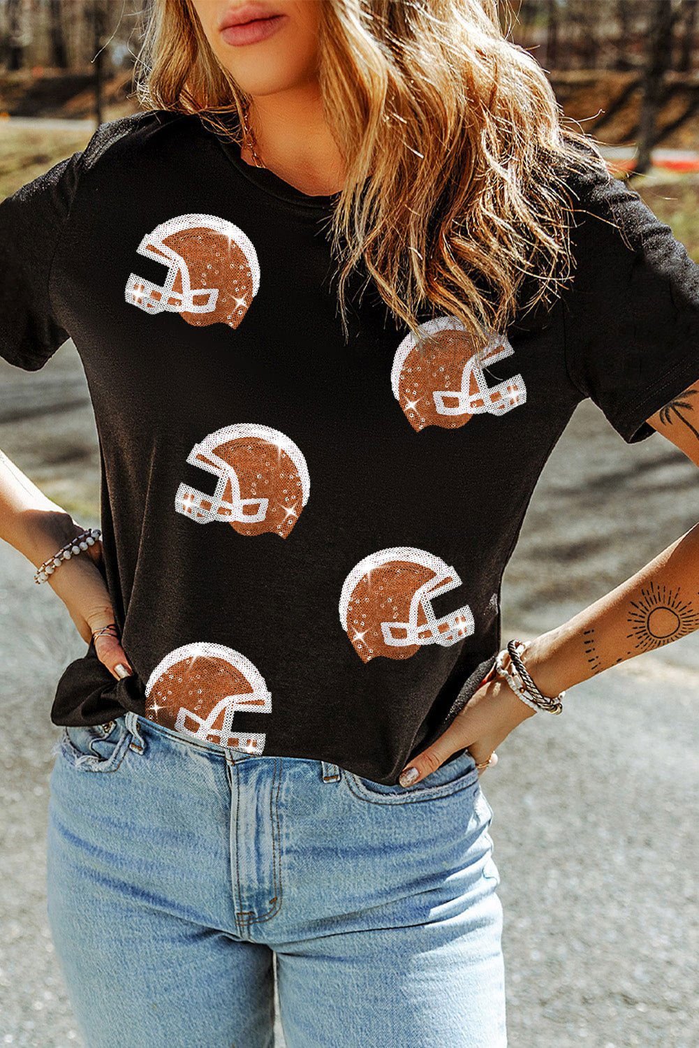 Black Sequin Baseball Helmet Graphic Crewneck T Shirt - Vesteeto