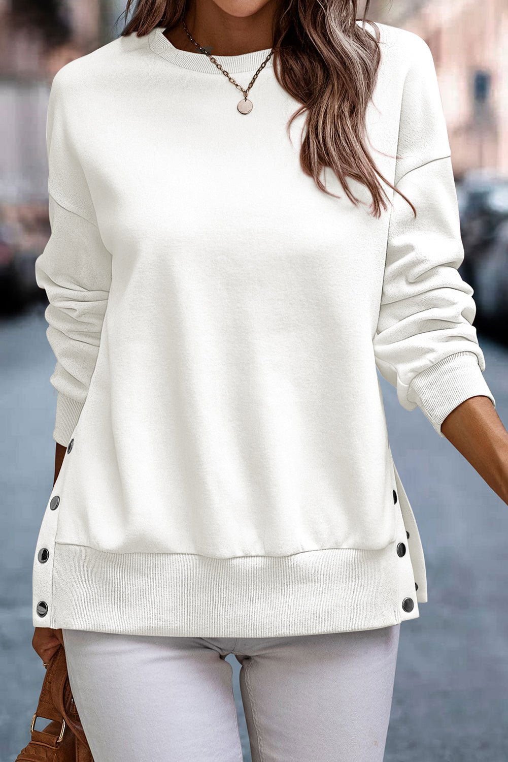 Black Snap Button Side Slits Solid Color Sweatshirt - Vesteeto