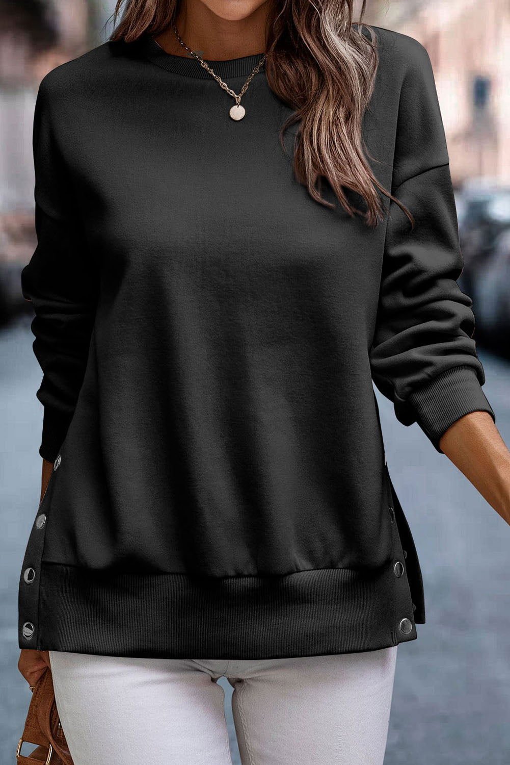 Black Snap Button Side Slits Solid Color Sweatshirt - Vesteeto