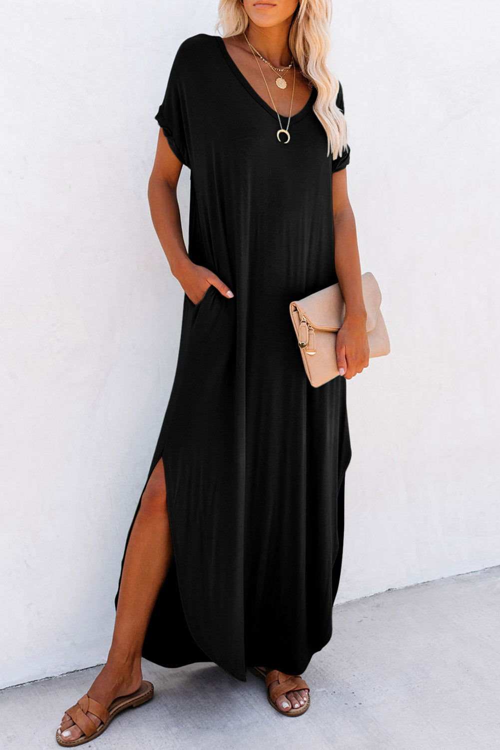 Black Solid Color Hidden Pocket V Neck Slit Maxi Dress - Vesteeto