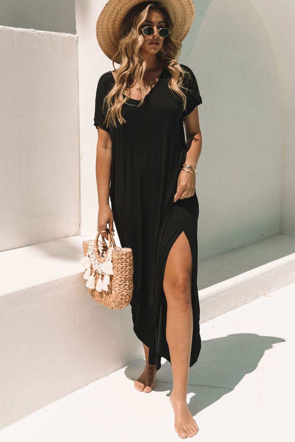 Black Solid Color Hidden Pocket V Neck Slit Maxi Dress - Vesteeto