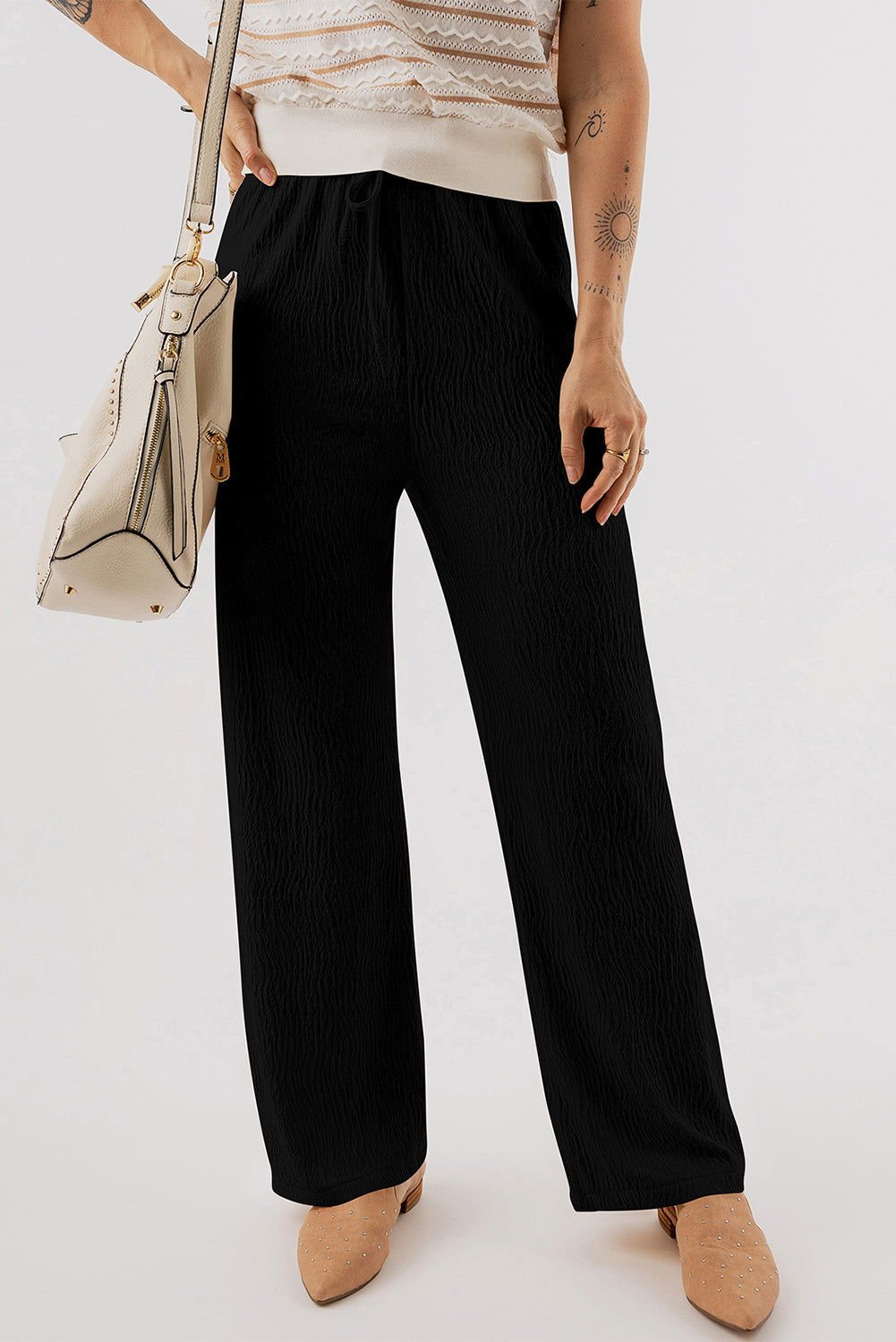 Black Solid Color Textured Loose Drawstring Pants - Vesteeto