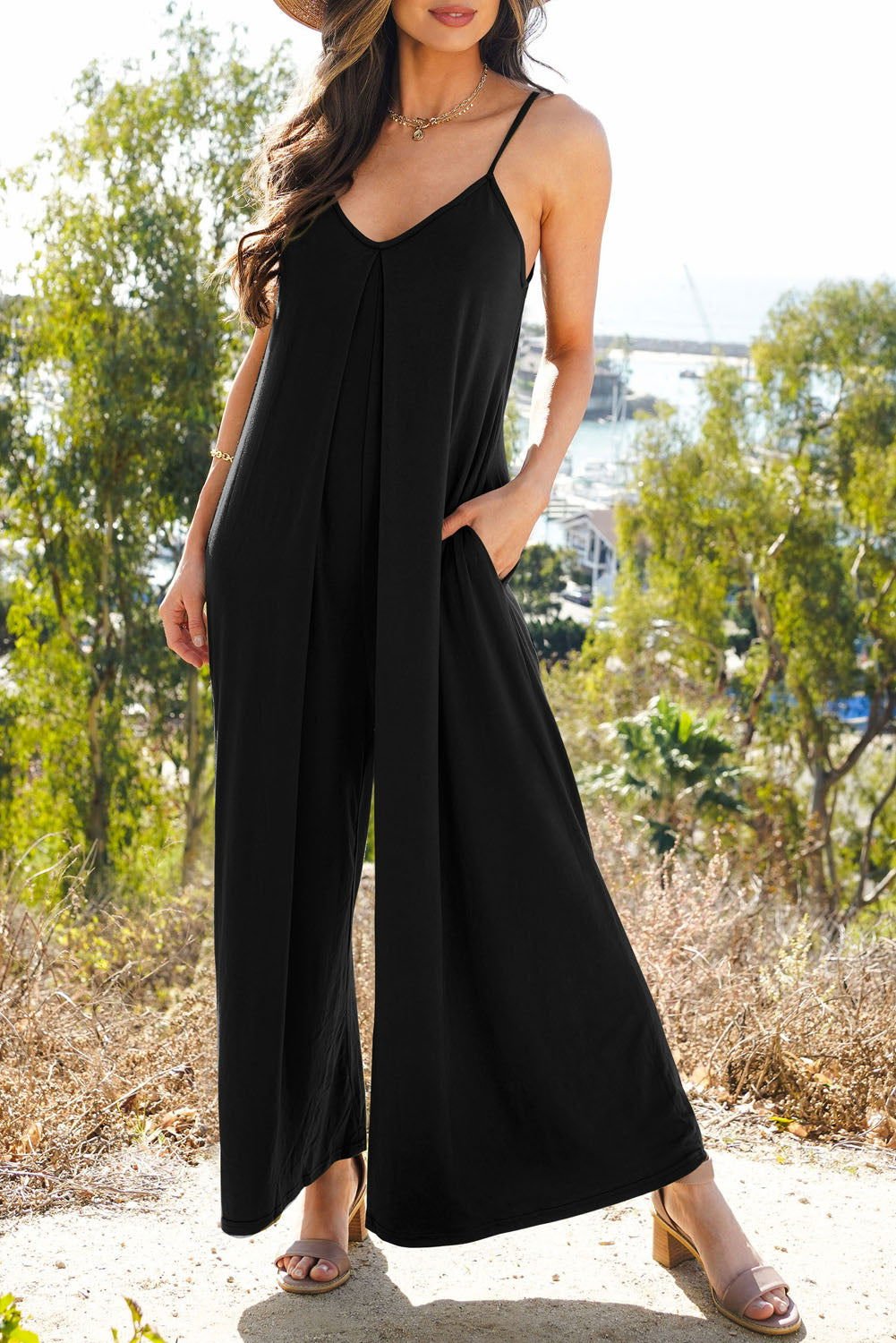 Black Spaghetti Straps Backless Wide Leg Jumpsuit - Vesteeto